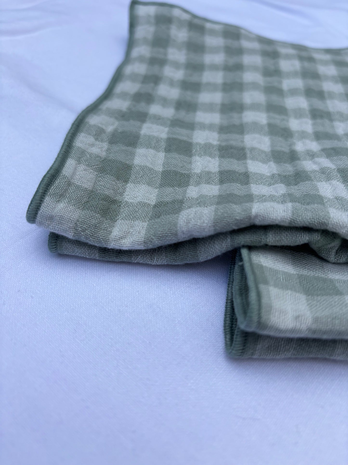 2 Serviettes de Table en Double Gaze de Coton – Vichy Vert de Gris – 40x40 cm