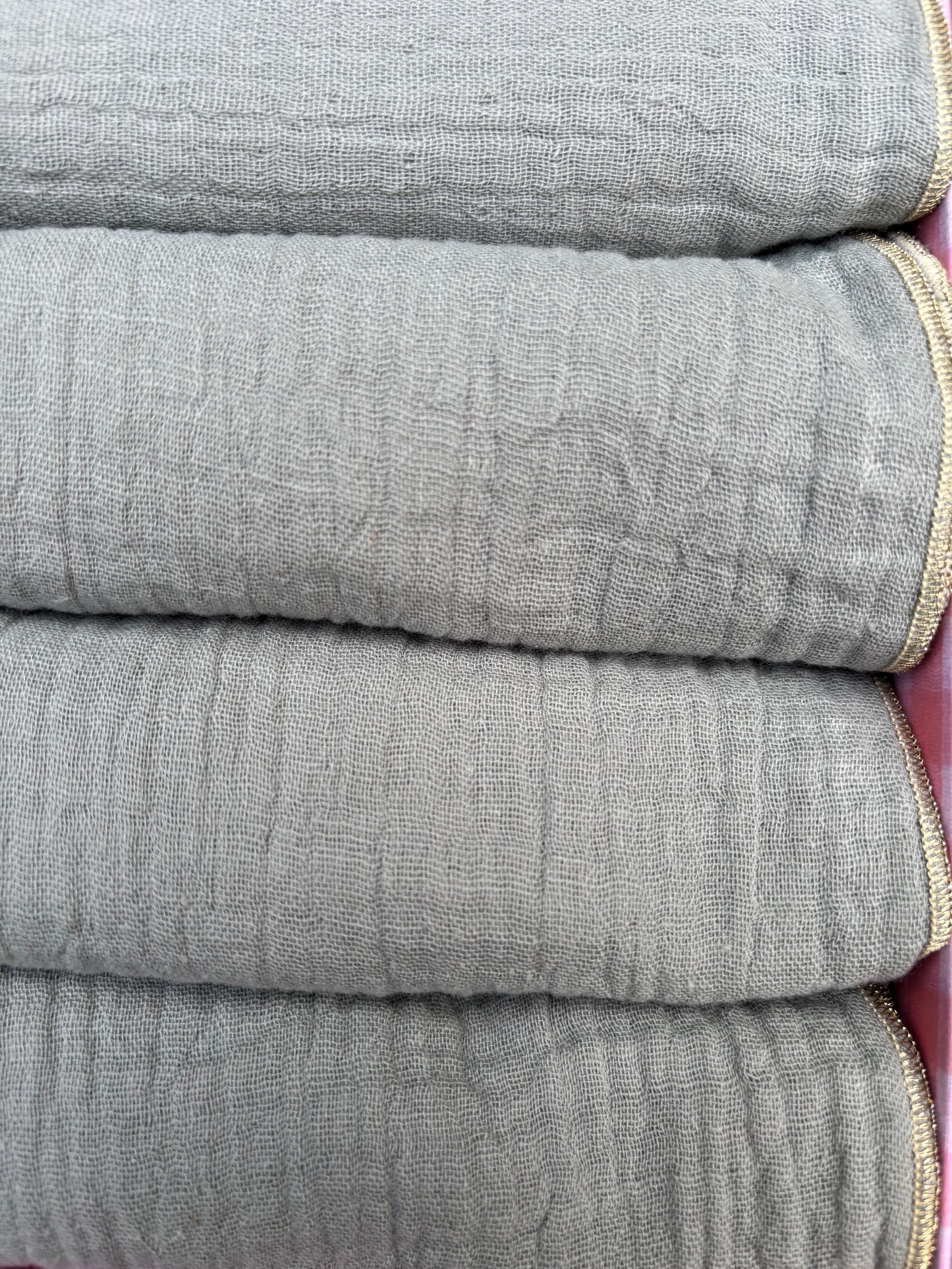 Coffret 4 Serviettes de Table – Gaze de Coton – Vert de gris – 40x40 cm