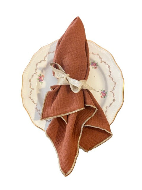 Coffret 4 Serviettes de Table – Double Gaze de Coton – Brun Toffee – 40x40 cm