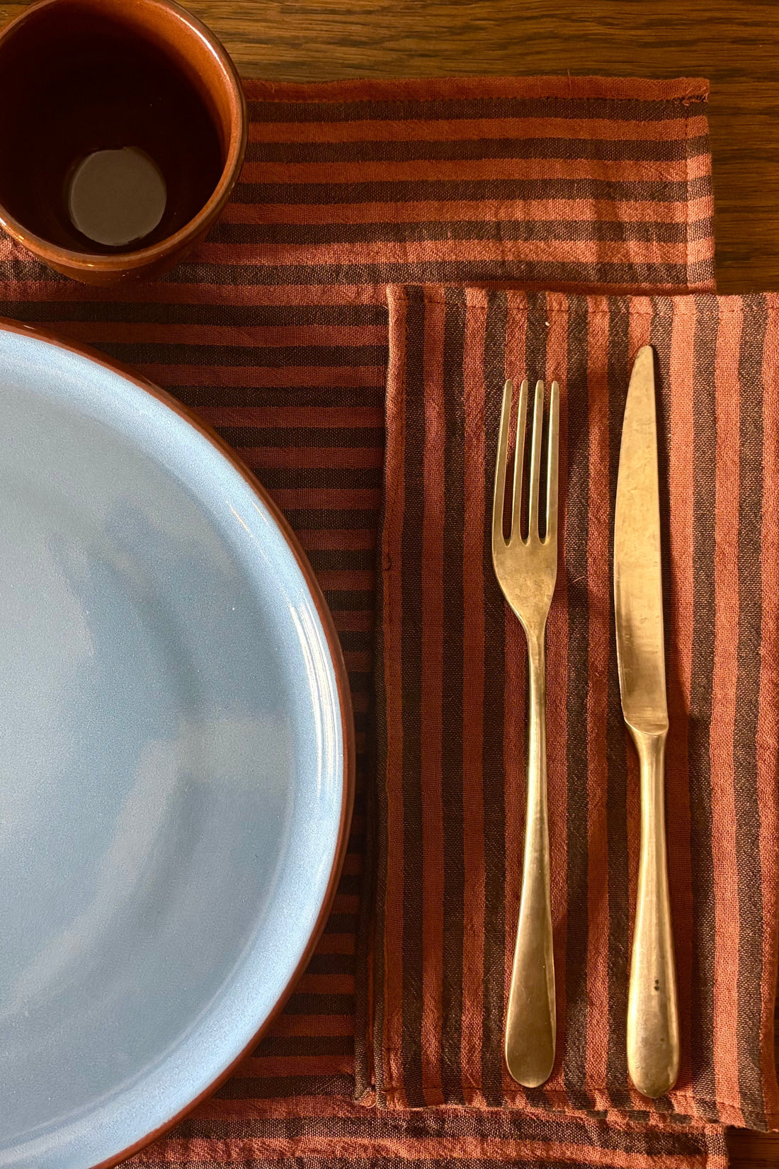 Sets de table : l'alternative pratique et stylée aux nappes traditionnelles