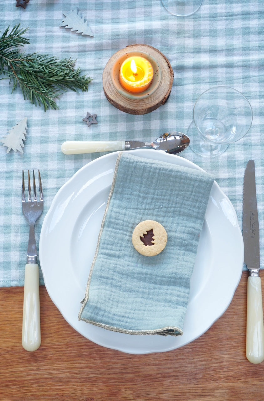 2 Serviettes de Table en Double Gaze de Coton – Uni Vert de Gris – 40x40 cm