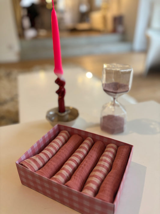 Coffret de 6 serviettes de table en double gaze de coton modèle Petite Rose poudré fabriquées en France