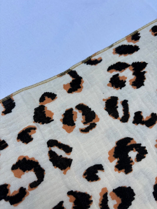 2 Serviettes de Table en Double Gaze de Coton – Léopard écru – 40x40 cm