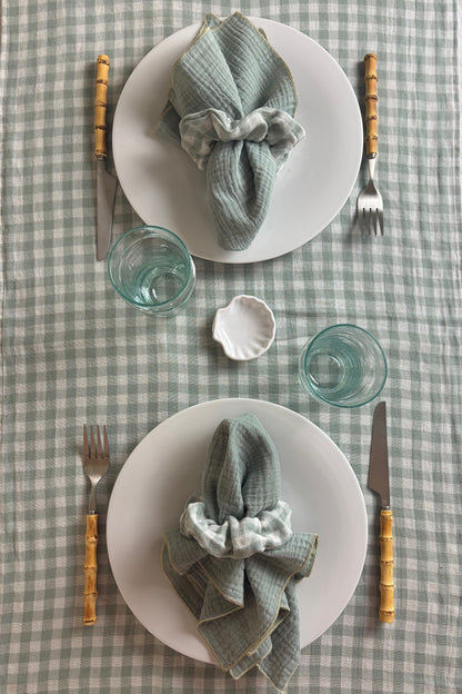 Chemin de table Vichy Vert de Gris – Gaze de coton – 50x150cm