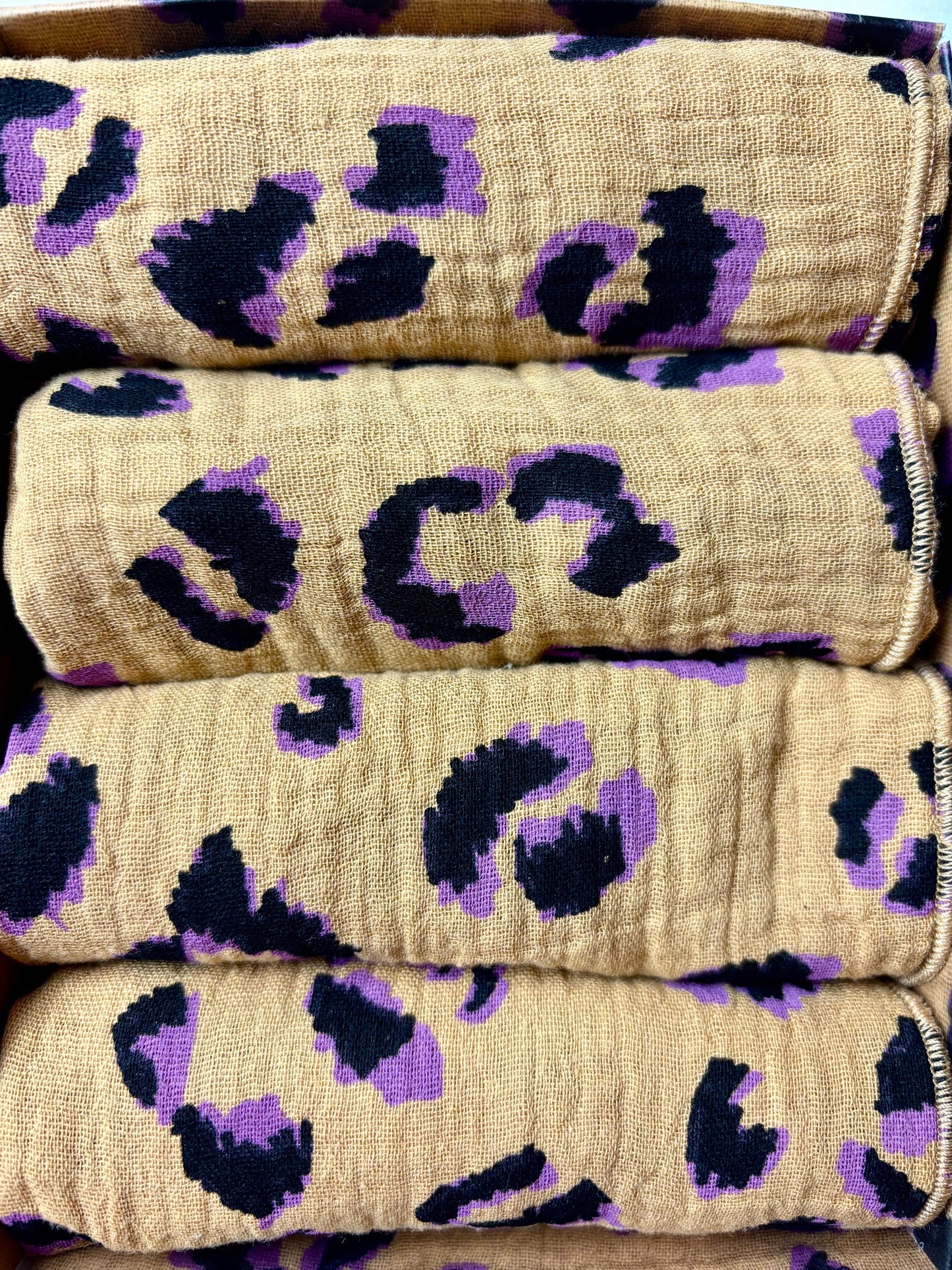 Coffret 4 Serviettes de Table – Gaze de Coton – Leopard Fauve – 40x40 cm