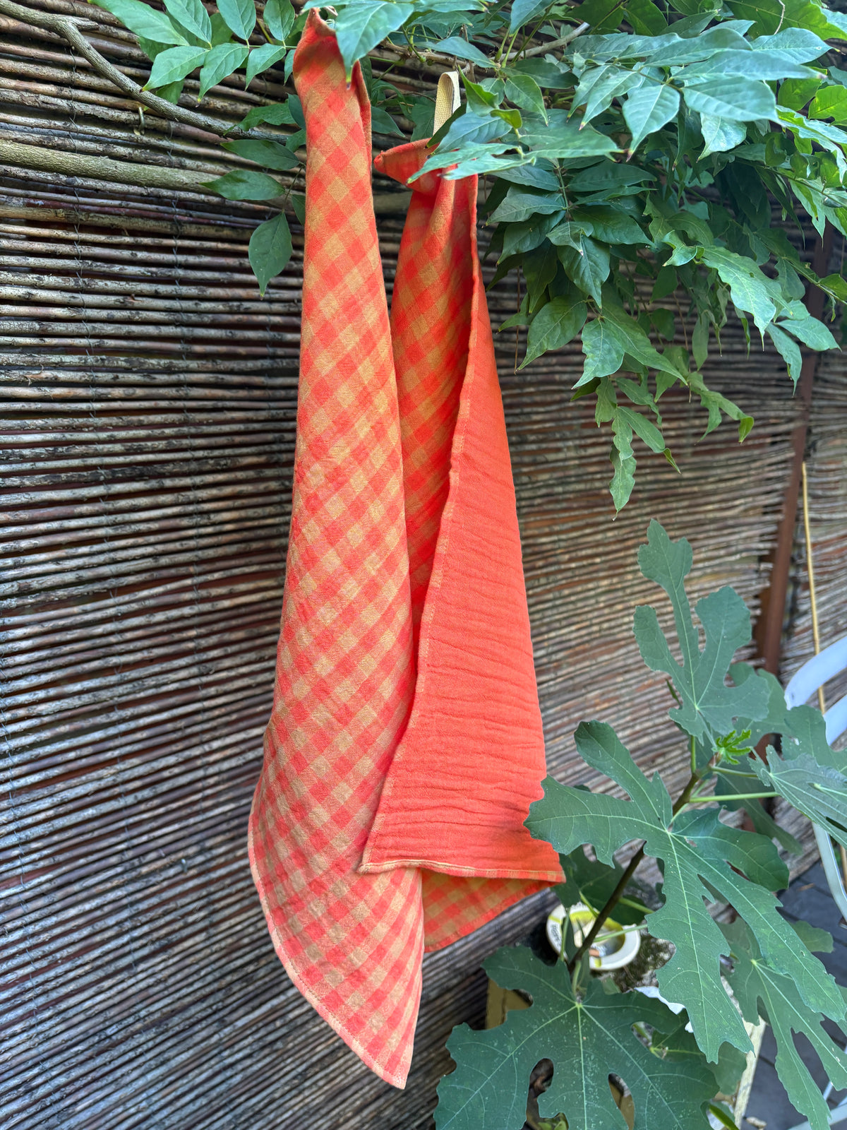 Lot de 2 essuie-mains en double gaze de coton, unis caramel et tangerine, 35x50 cm – Charmy