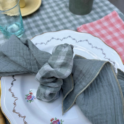 serviette table sans repassage - a108bdc6 9cdc 4d16 a5cd 8195f7d4db65